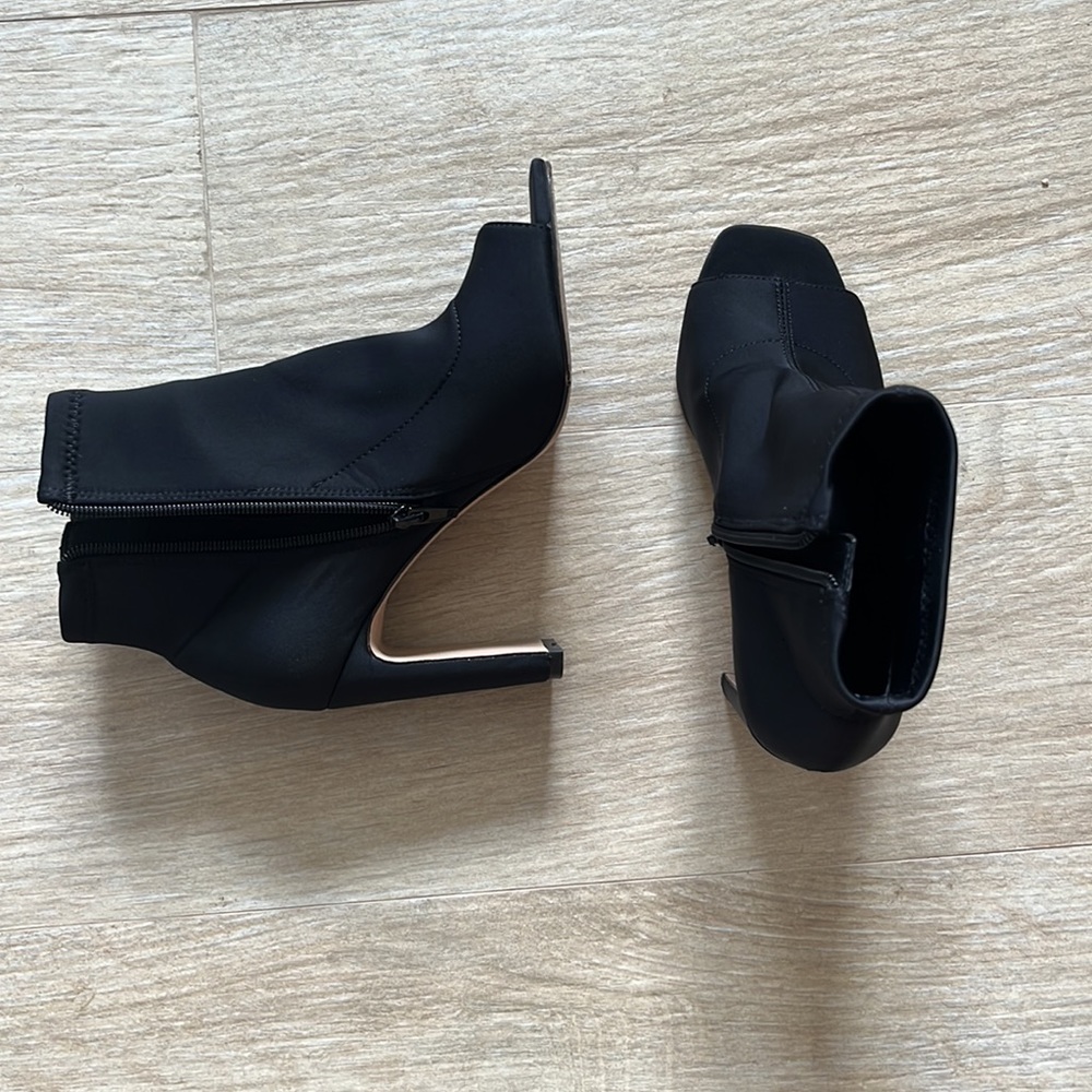 Block Heel Bootie - Picture 4 of 5